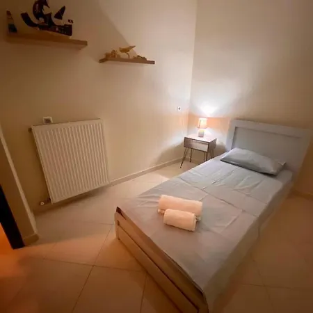Quite, Fully Equipped Apartment In Artemis Artemida  Esterno foto