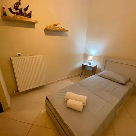 Quite, Fully Equipped Apartment In Artemis Artemida  Esterno foto