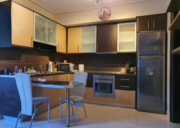 Quite, Fully Equipped Apartment In Artemis